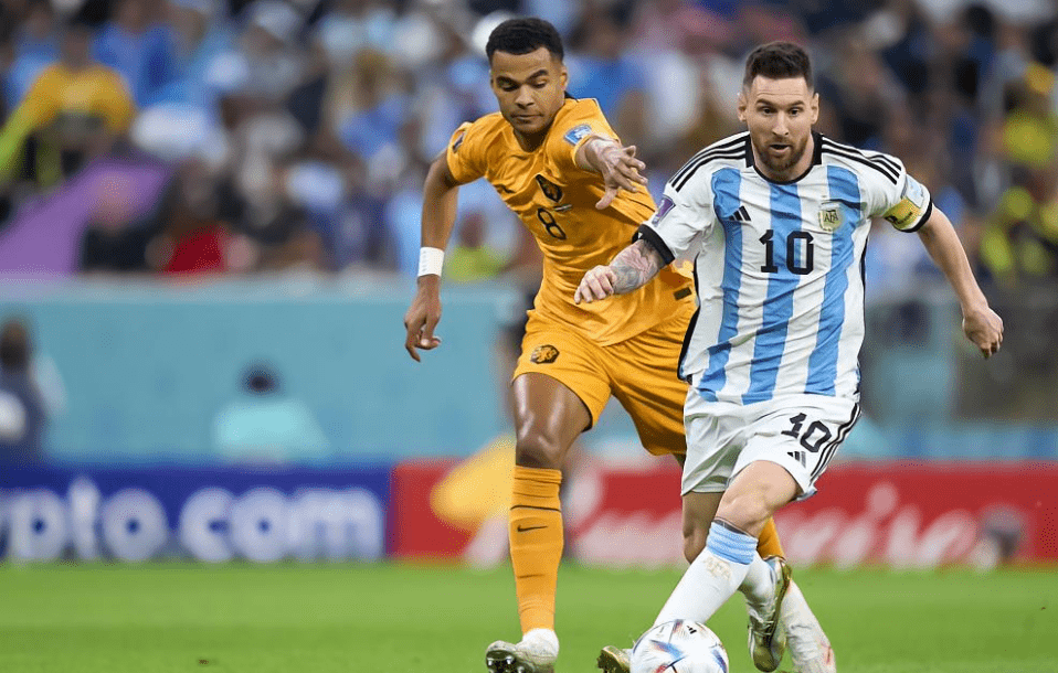 TSM险胜FLY，CoreJJ线上压制力十足峡谷大战半决赛，成为赛场最大亮点