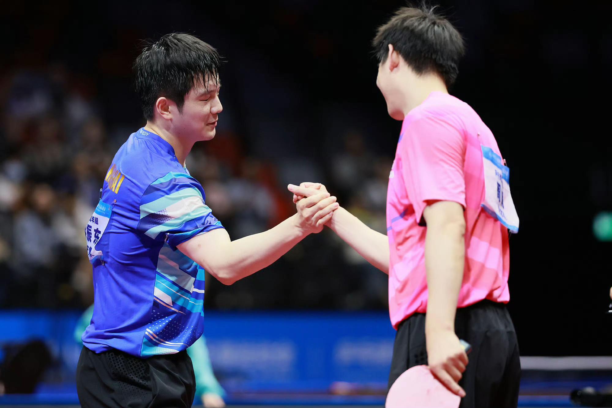 韩国队鏖战奥地利队,樊振东扛起全队 韩国队鏖战奥地利队,樊振东扛起全队