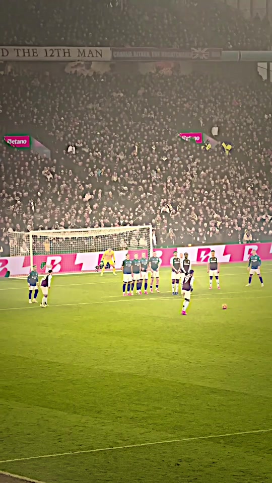 荷兰力克智利，拉什福德刷新纪录的简单介绍