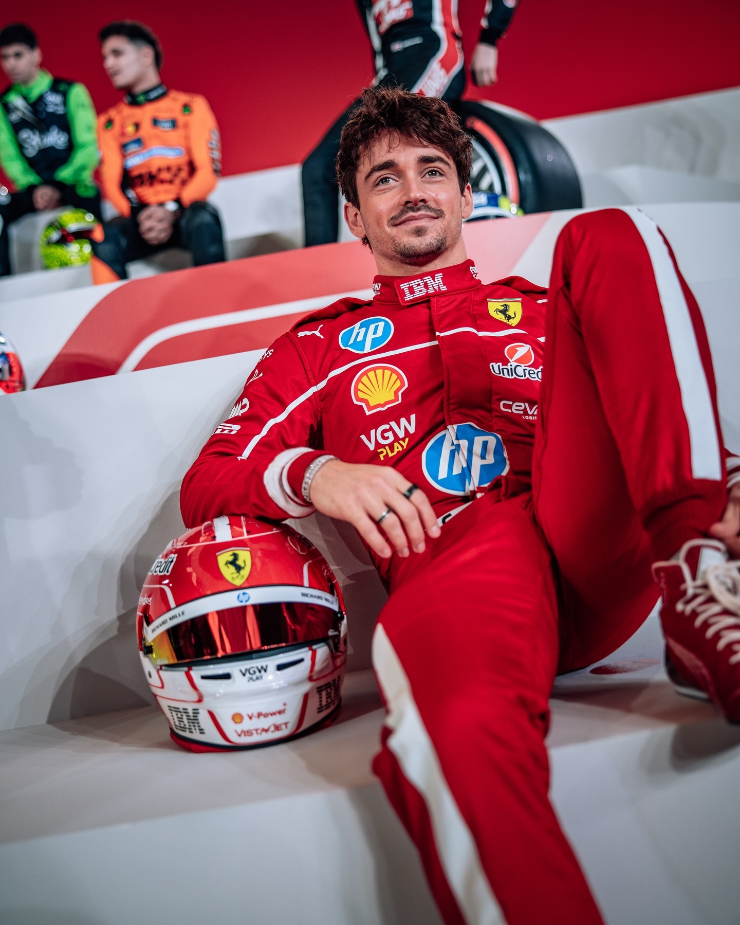 迈凯伦完胜哈斯车队,汉密尔顿扛起全队的简单介绍 迈凯伦完胜哈斯车队,汉密尔顿扛起全队的简单介绍