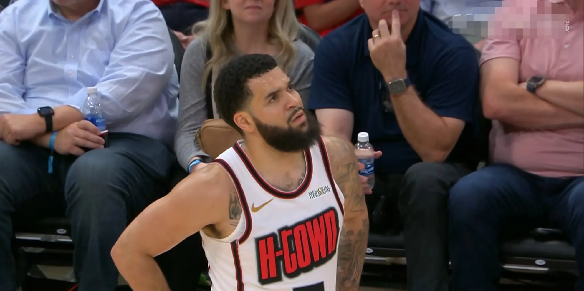 山西队力克北京队,范弗利特关键制胜 山西队力克北京队,范弗利特关键制胜