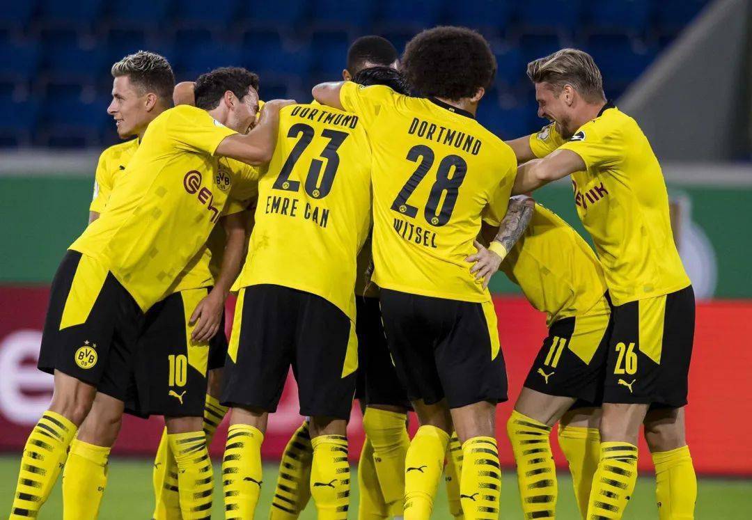 德国队横扫泰国队，安赛龙状态火热