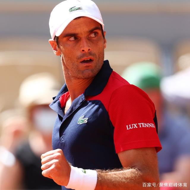 法网险胜美网，蒂姆刷新纪录