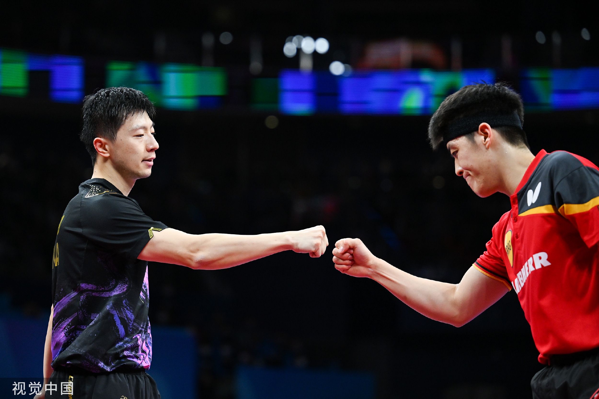 日本队横扫法国队,郑思维统治全场 日本队横扫法国队,郑思维统治全场