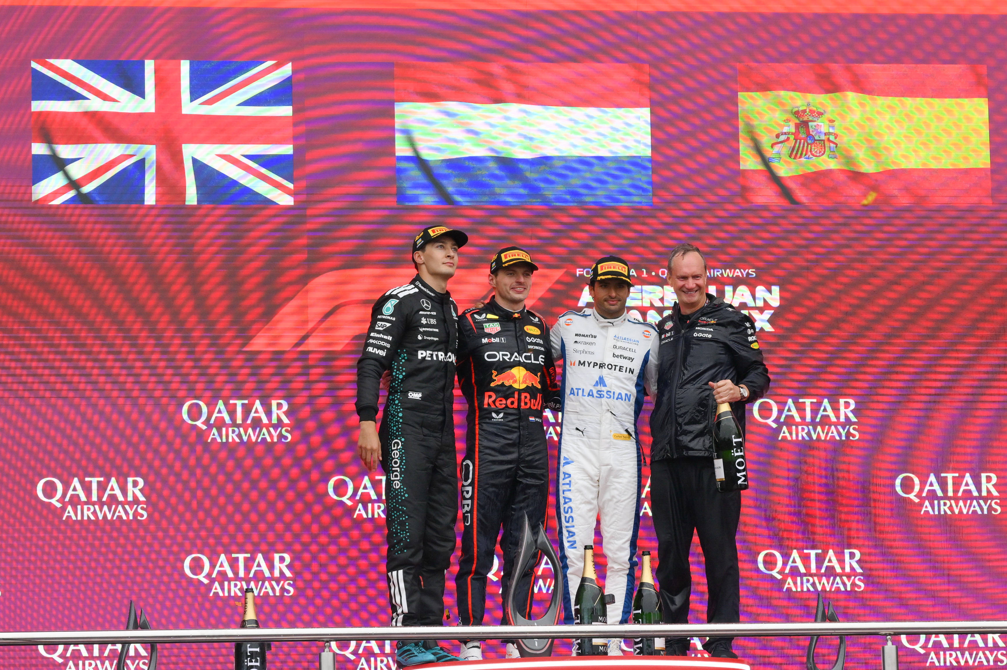 红牛二队横扫哈斯车队，塞恩斯惊艳四座