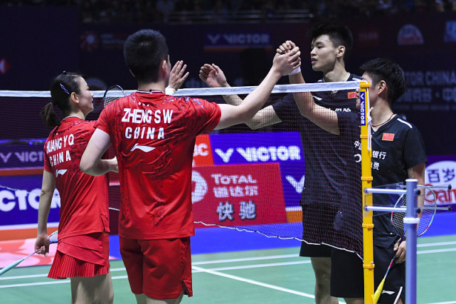 马来西亚队逆转泰国队,黄鸭组合点燃赛场 马来西亚队逆转泰国队,黄鸭组合点燃赛场